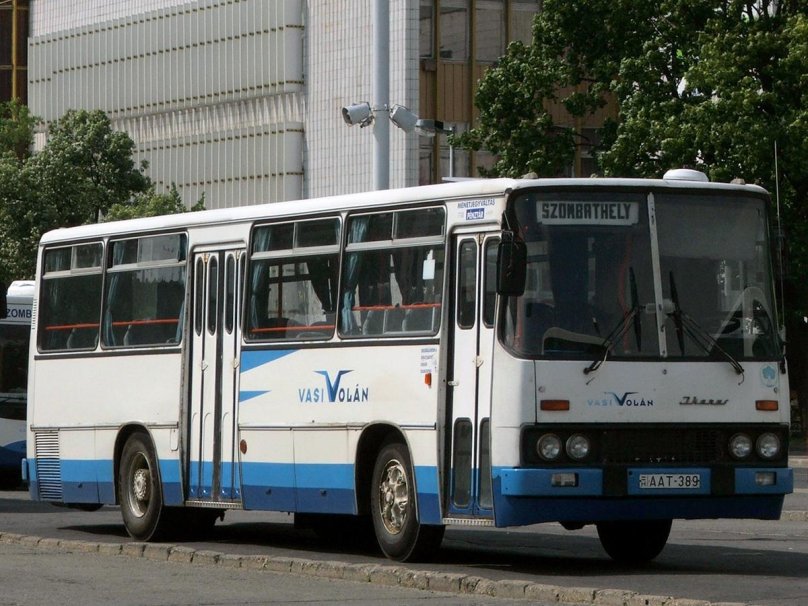 Ikarus 266.25