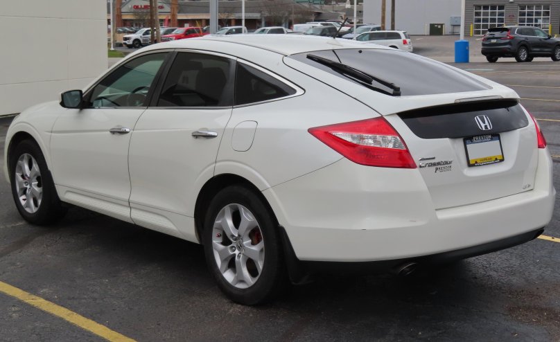 Хонда Кросстур 2010