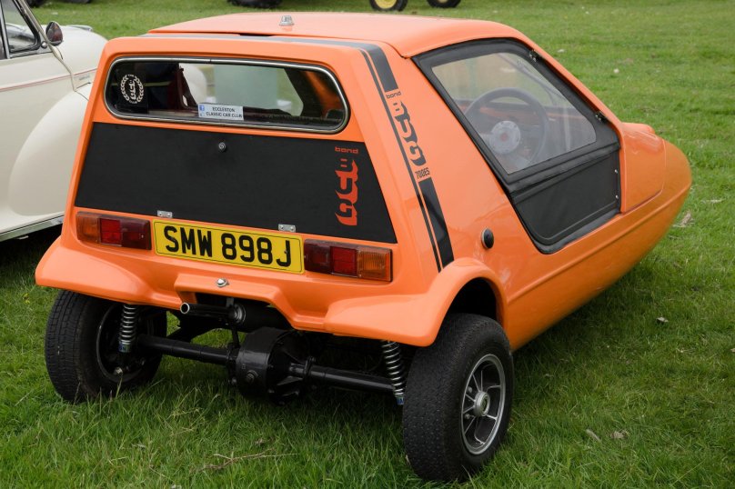 Автомобиль Bond Bug 700e