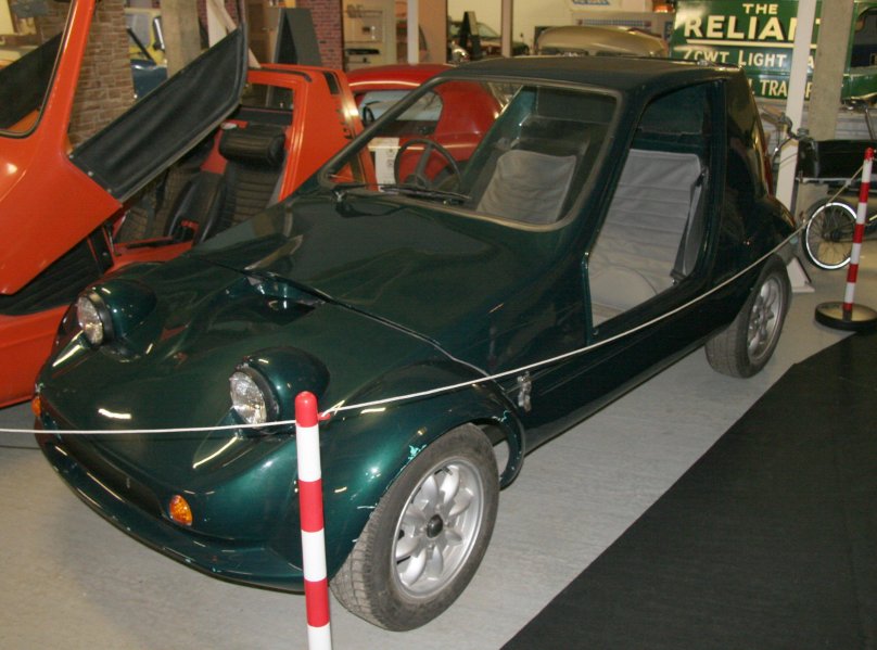 Bond Bug четырехколесный