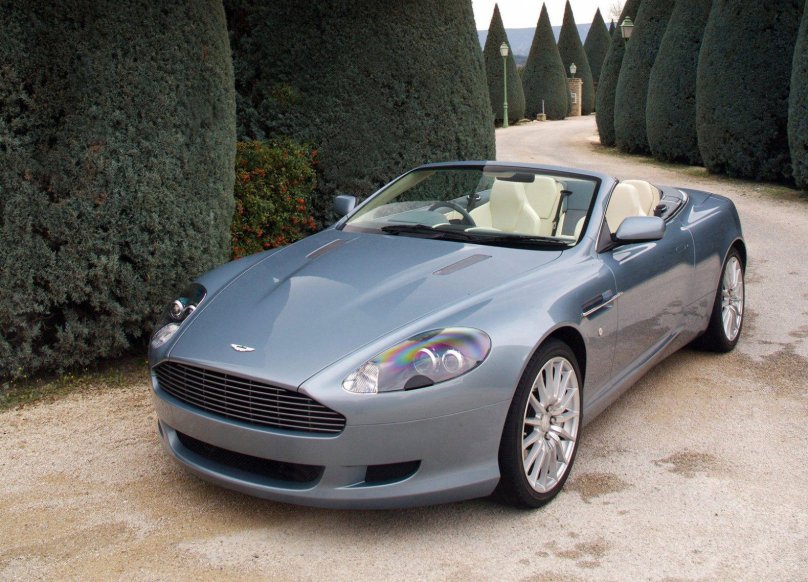 Астон Мартин db9 volante