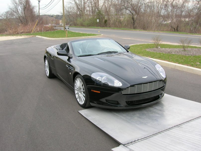Aston Martin db9 volante