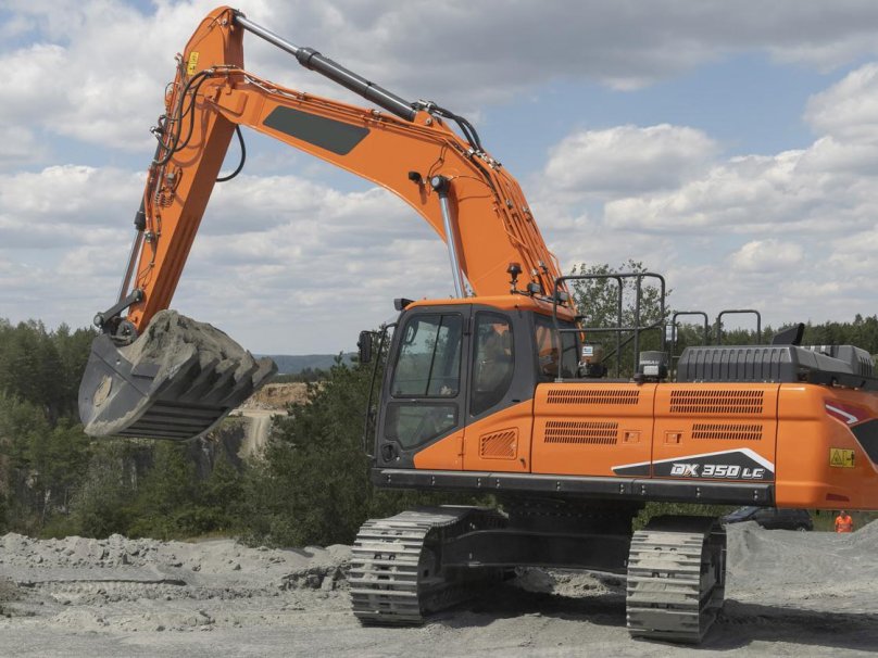 Гусеничный экскаватор Дусан 350
