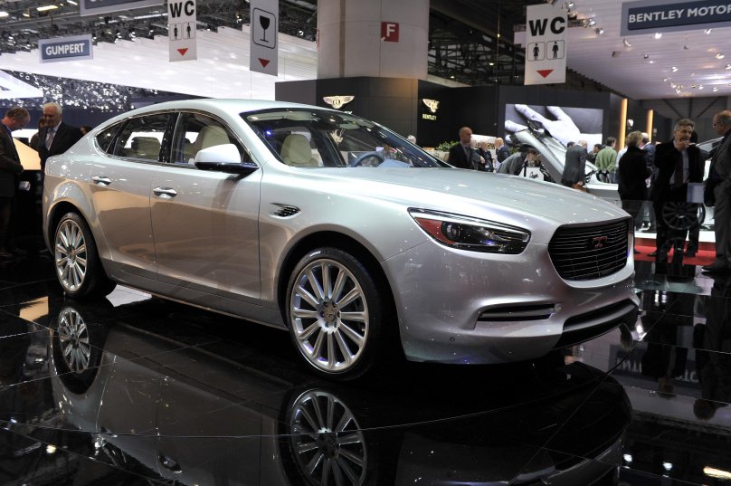 De Tomaso Deauville салон