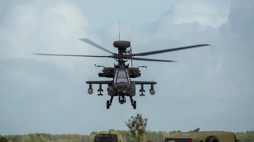 Боевой вертолет "Ah-64 Apache"