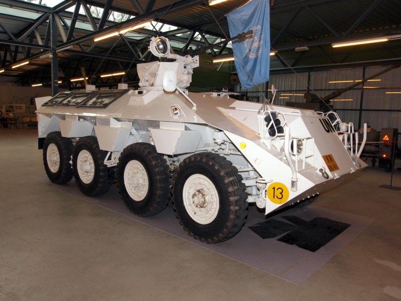 Голландский БТР YP-408