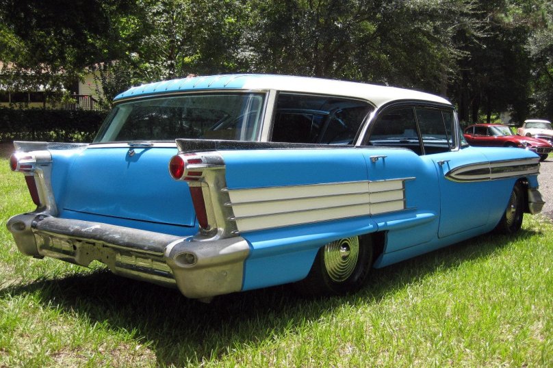 Oldsmobile Fiesta Wagon 1957