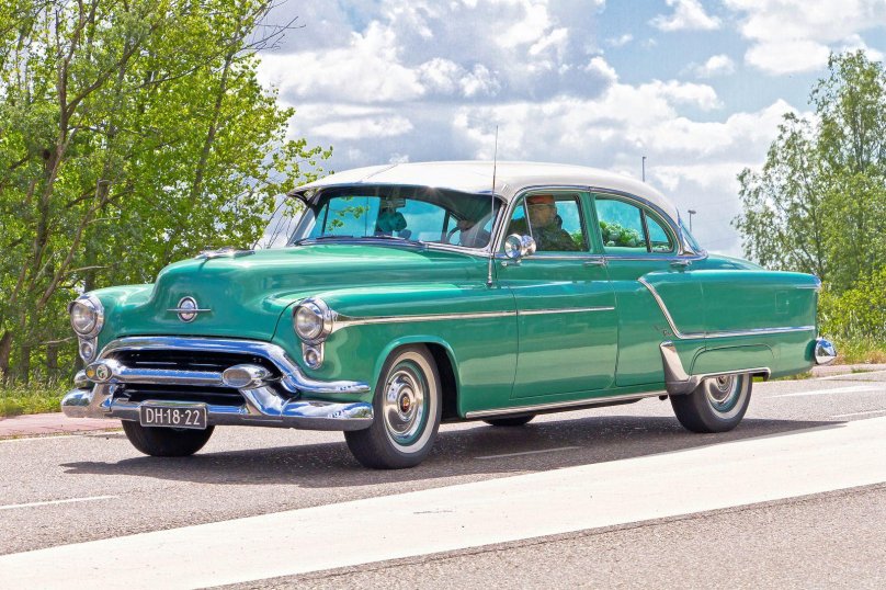 Олдсмобиль 1953