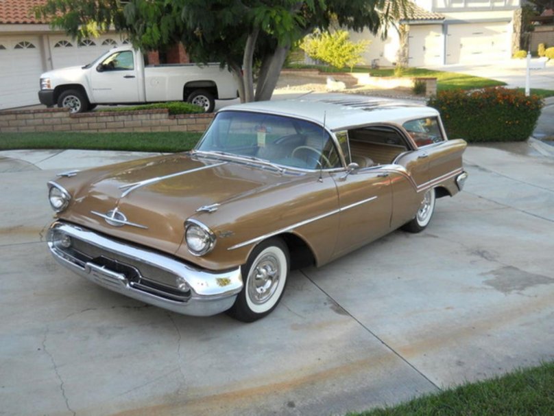 Олдсмобиль 57