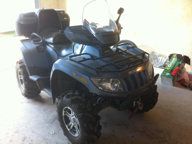 Arctic Cat 700 TRV