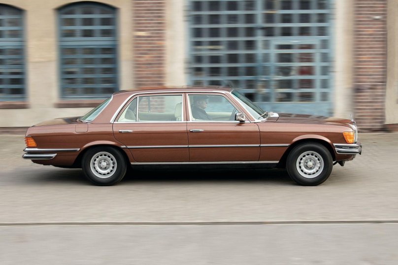 Мерседес 450 sel 6.9