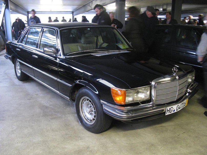 Mercedes-Benz w116