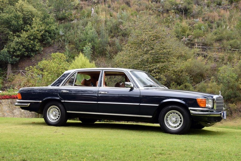 Мерседес 450 w116