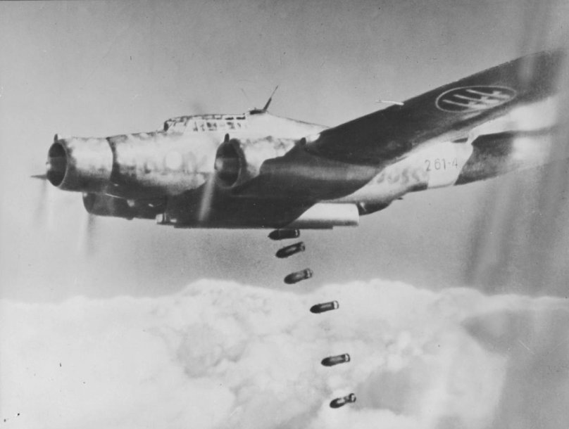 WWII – кант z.1018 фото