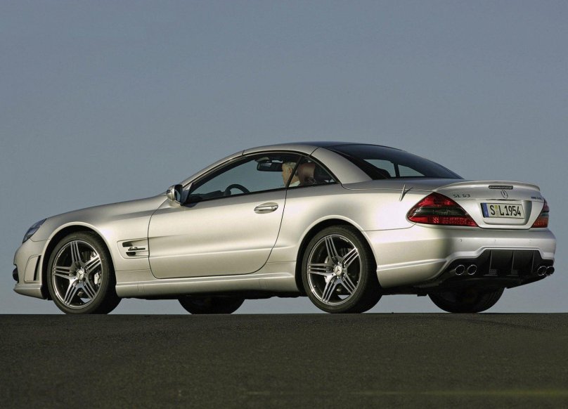 Mercedes Benz SL 63 AMG