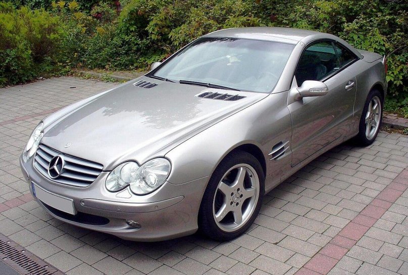 Mercedes-Benz r230