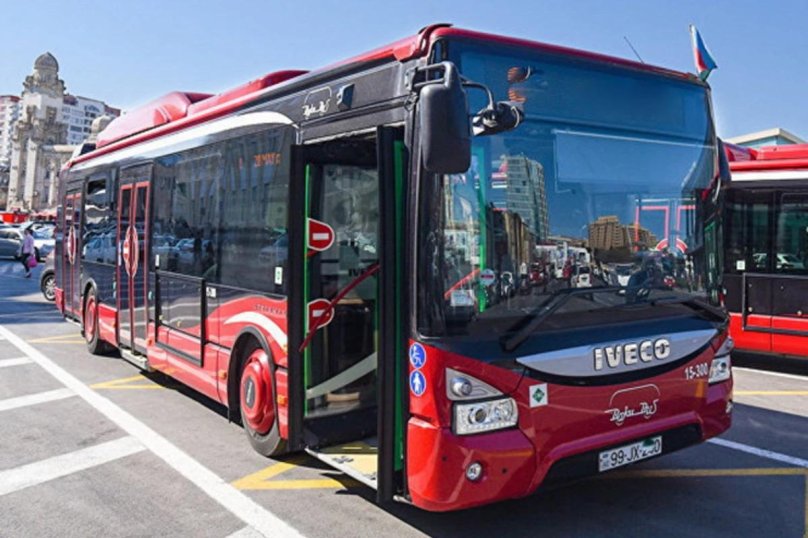 Экскурсионный автобус в Баку