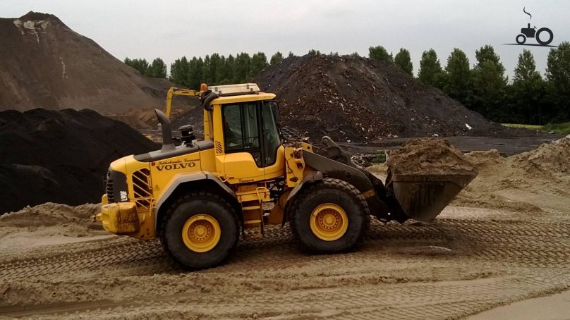 Volvo l90f