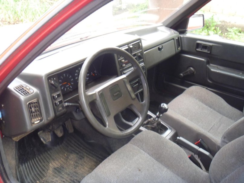 Volvo 340 салон