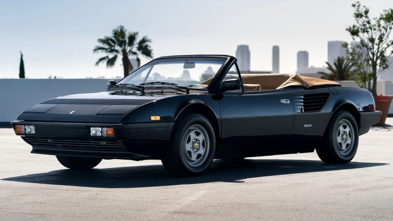 Ferrari Mondial Cabriolet (1983–1989 г.)