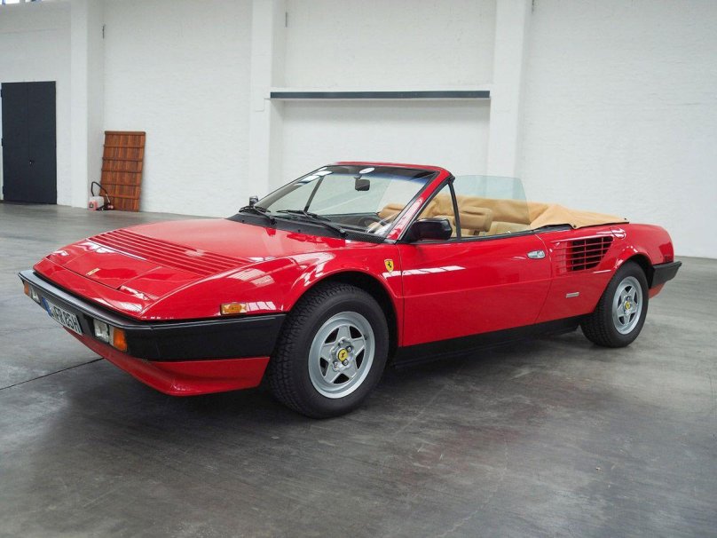 Ferrari Mondial Cabriolet
