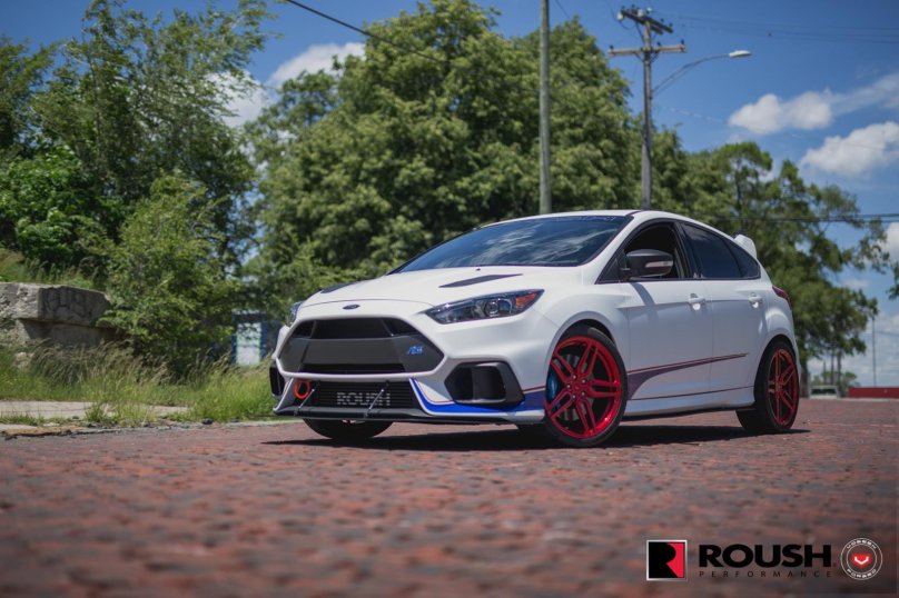Ford Focus RS Vossen