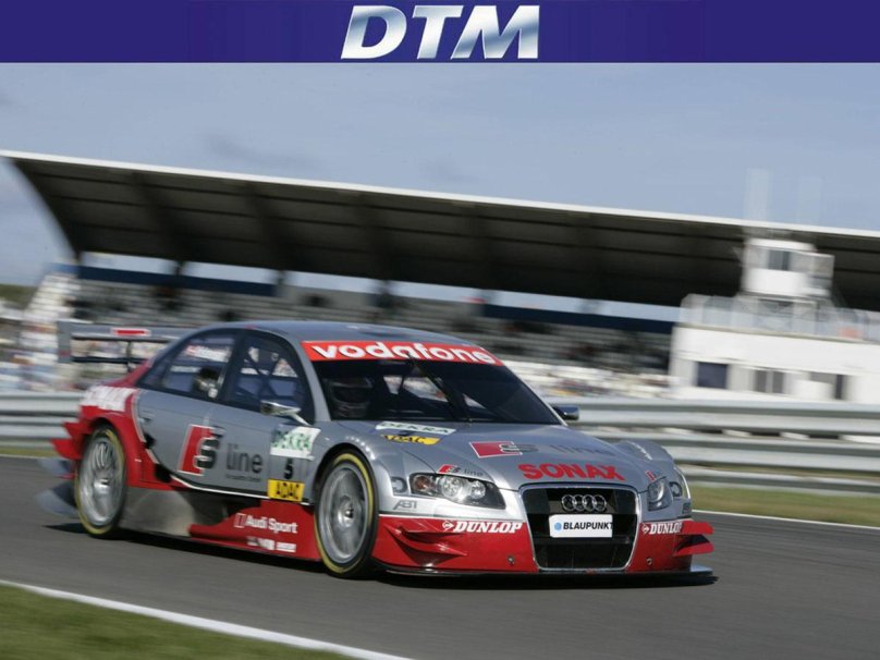 Audi a4 DTM r11