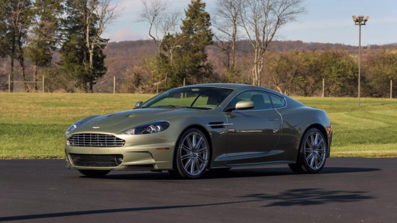 Астон Мартин ДБС 2005