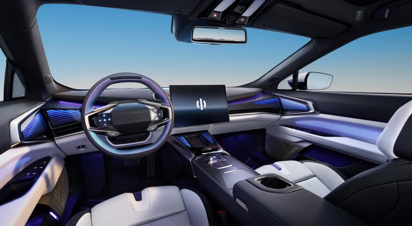 Автомобиль hiphi 2023