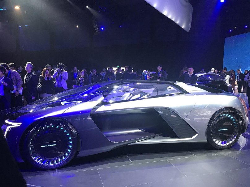 Кроссовер hiphi x