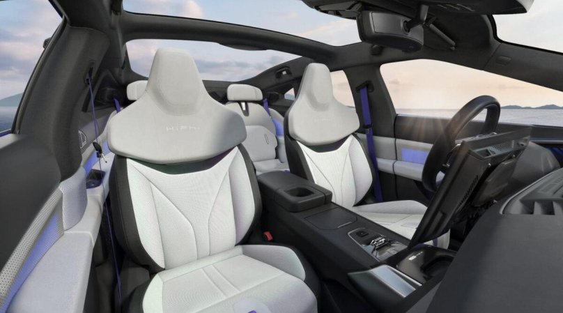 Hiphi z 2023 салон