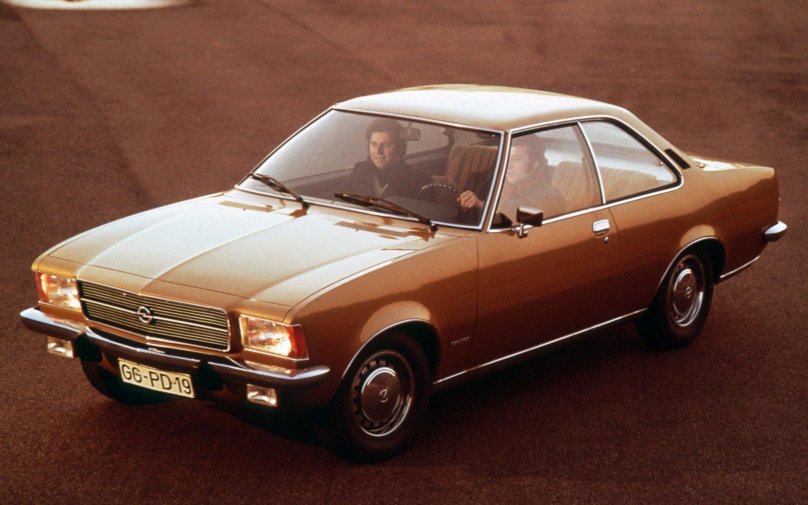 Opel Rekord, 1971