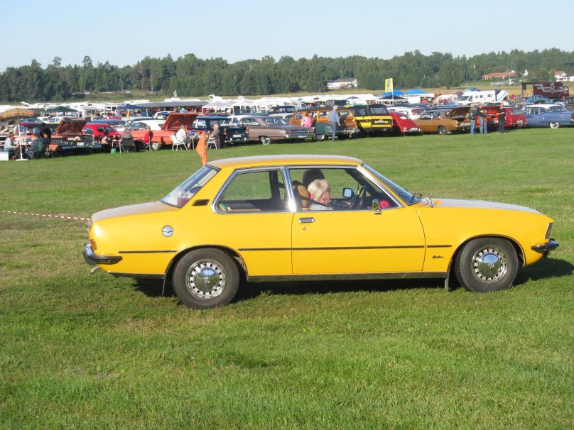 Опель рекорд 1978