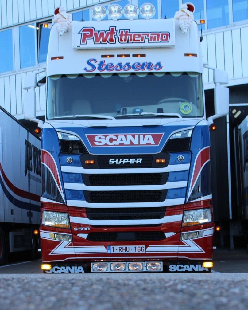 Скания Холланд