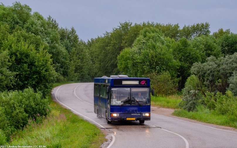 Автобус Неоплан 270