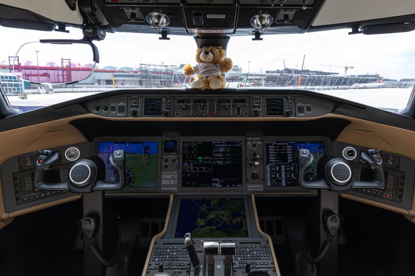 Bombardier Global 6000 Cockpit