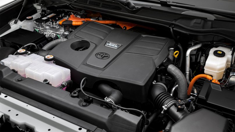 Toyota тундра 2022