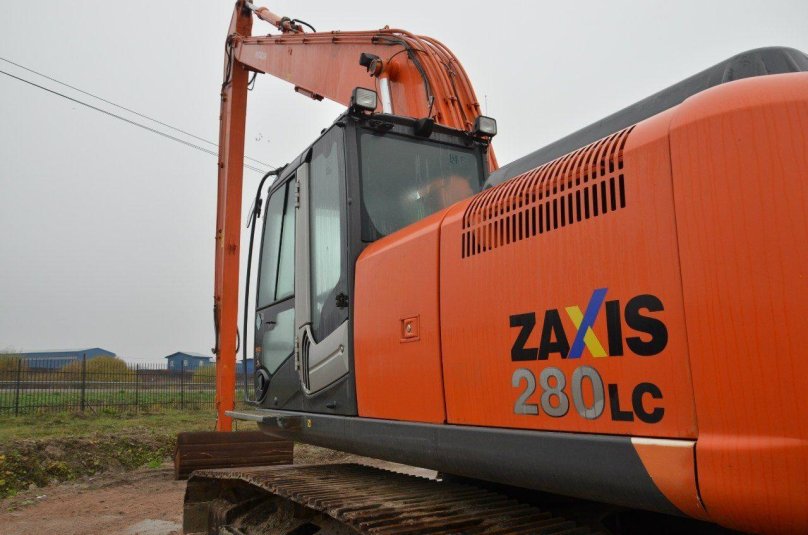 Экскаватор Хитачи 280