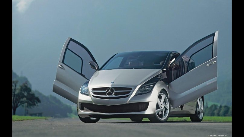 Мерседес Бенц f600