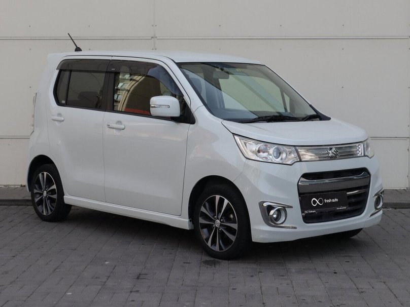 Honda n Suzuki Wagon r