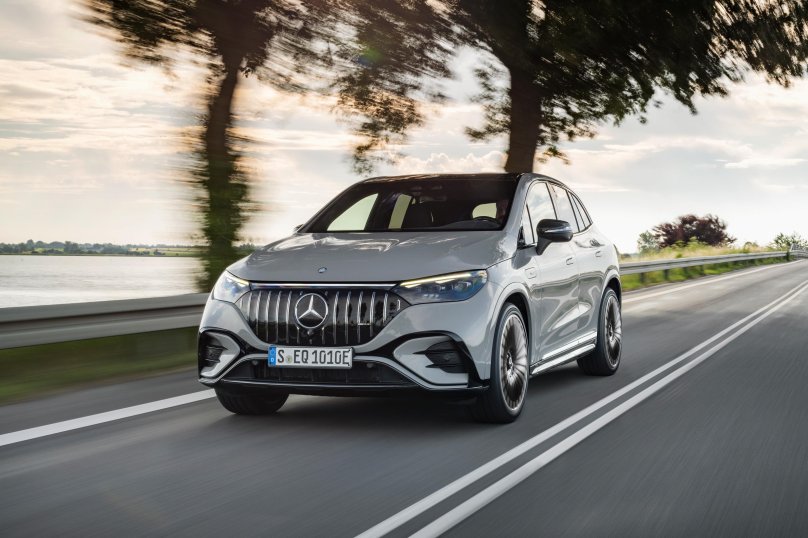 Мерседес eqe SUV 2023