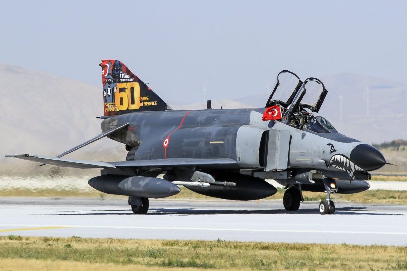 MCDONNELL Douglas f-4 Phantom II фото