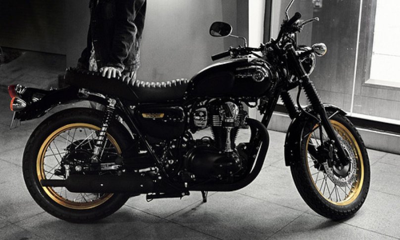 Kawasaki w800 черный