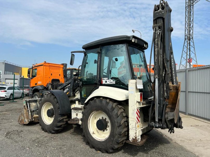 Экскаватор-погрузчик Гидромек 102s