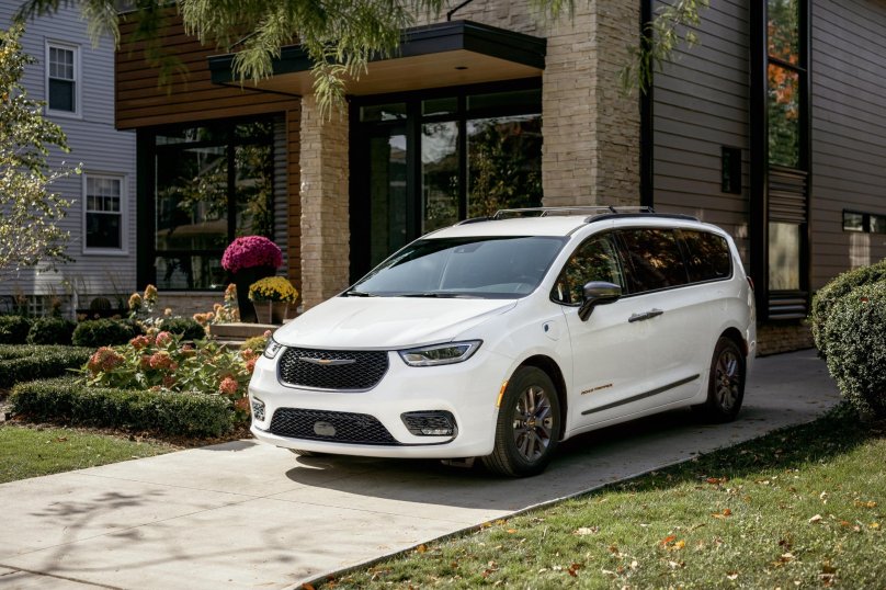 Chrysler Pacifica 2023