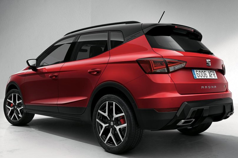 Skoda кроссовер Arona