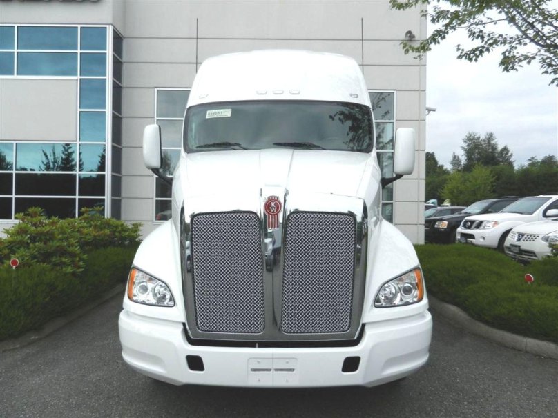 Кенворт т700