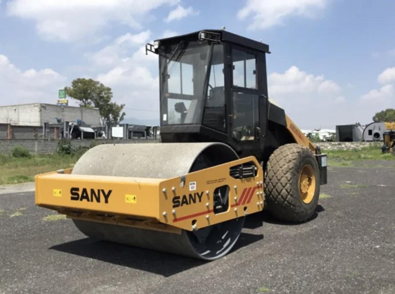 Каток Bomag bw218-d-40