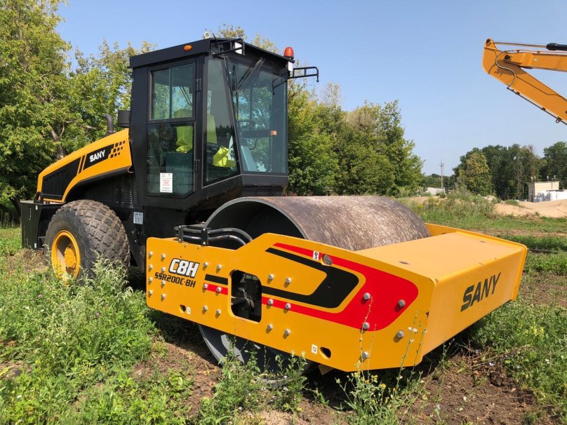 Каток Liugong clg614h