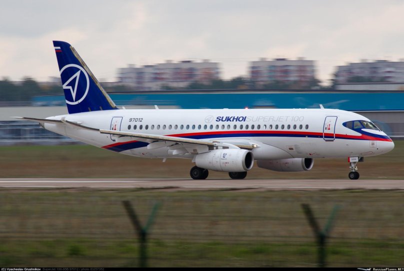 Sukhoi Superjet 100-95